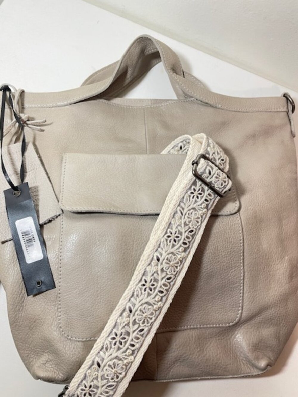 NEW Latico Bianca Tote/Crossbody Brand New in Gray + Bonus Strap - Picture 8 of 8
